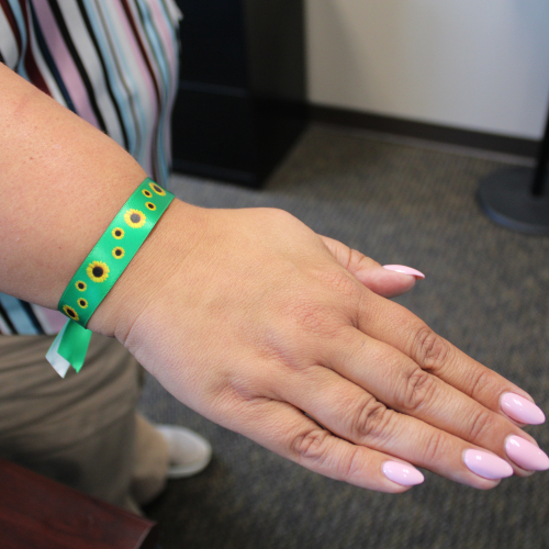 Hang with sunflower bracelet