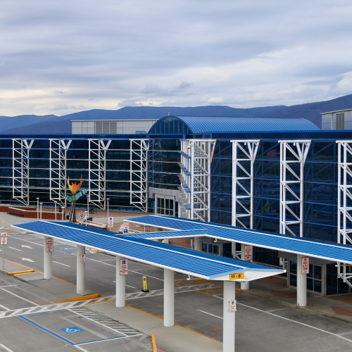 ROA terminal exterior from front loop of airport 